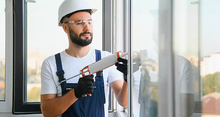 Retractable Screens Repair for Patio in Doral, FL