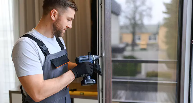 Sliding Screen Door Handle Repair in Doral, FL