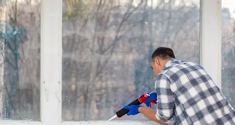 Quality Sliding Shower Door Repair for Closing Issues in Doral, FL