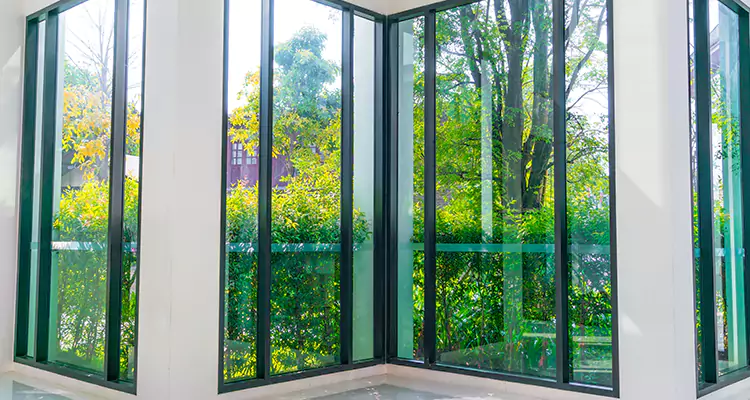 Emergency Balcony Door Glass Repair in Doral, FL