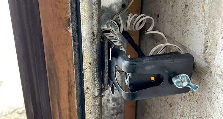 Fix Broken Garage Door Sensor in Doral, FL