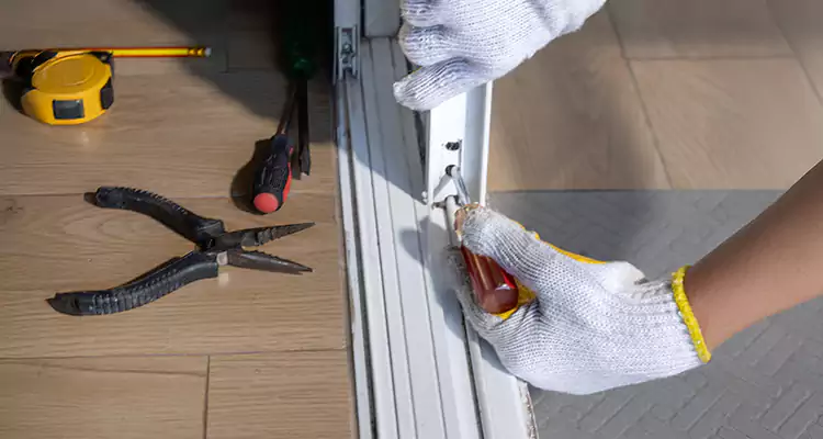 Closet Sliding Door Track Repair in Doral, FL