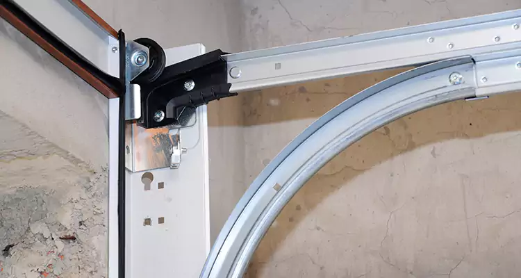 Maintain Liftmaster Garage Door Off Track in Doral, FL