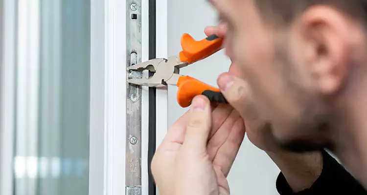 Patio Door Latch Repair in Doral, FL