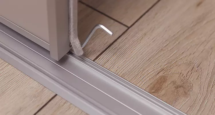 Squeaky Sliding Door Repair in Doral, FL