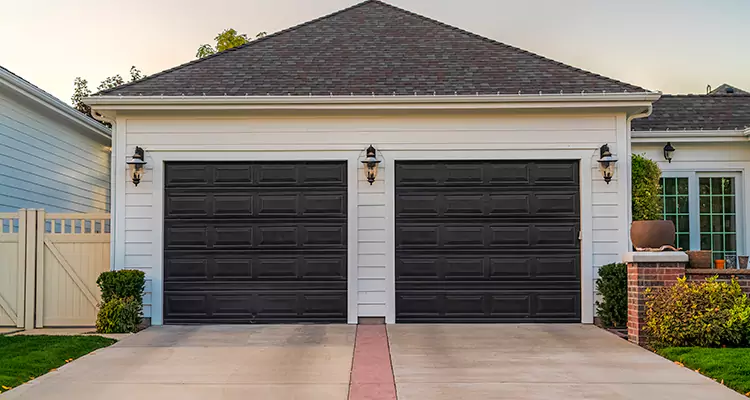 Residential Local Garage Door Repair in Doral, FL